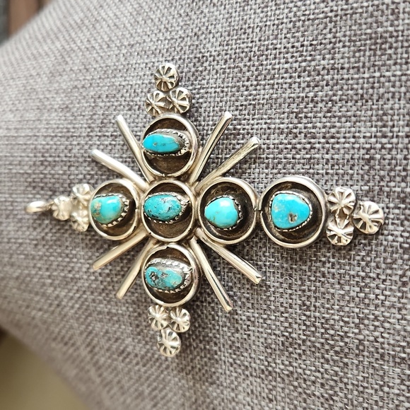 Stunning Native American Navajo Vintage Turquoise and Sterling Cross Pendant ✝️ - Picture 10 of 11